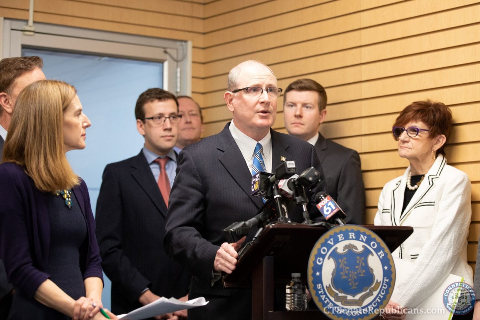 Sen. Kelly, Bipartisan Lawmakers, Governor Lamont Work Together to Reduce Health Care Costs in Connecticut - CT Senate Republic