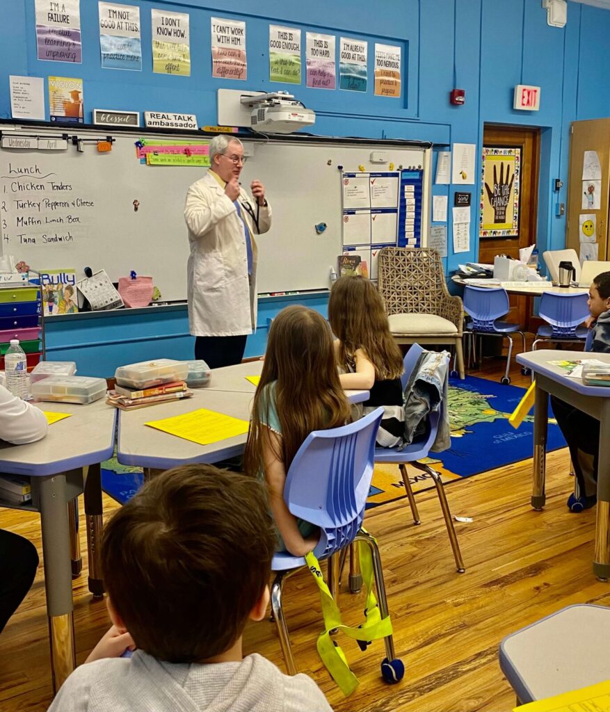 Photos | Sen. Gordon Career Day at Maple Street School in Vernon - CT Senate Republic