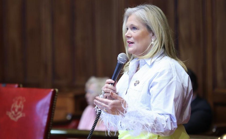 (photo) Sen. Somers Applauds Senate Passage of Bill Enhancing Health Care Access and Addressing Health Care Workforce Shortages - CT Senate Republic