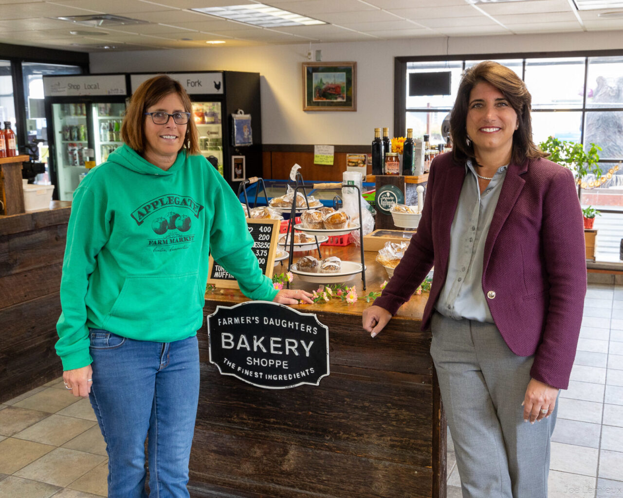 (Watch): Sen. Seminara highlights Canton-based woman-owned biz - CT Senate Republic