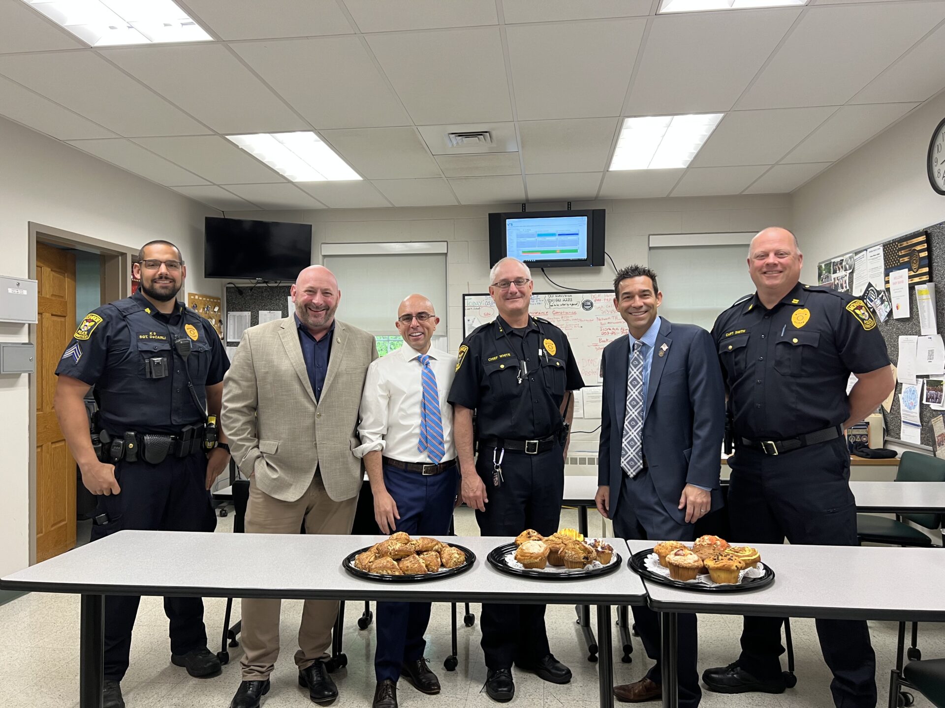 Sen. Perillo and Rep. Scott Celebrate Monroe Police Station for Police Appreciation Week - CT Senate Republic