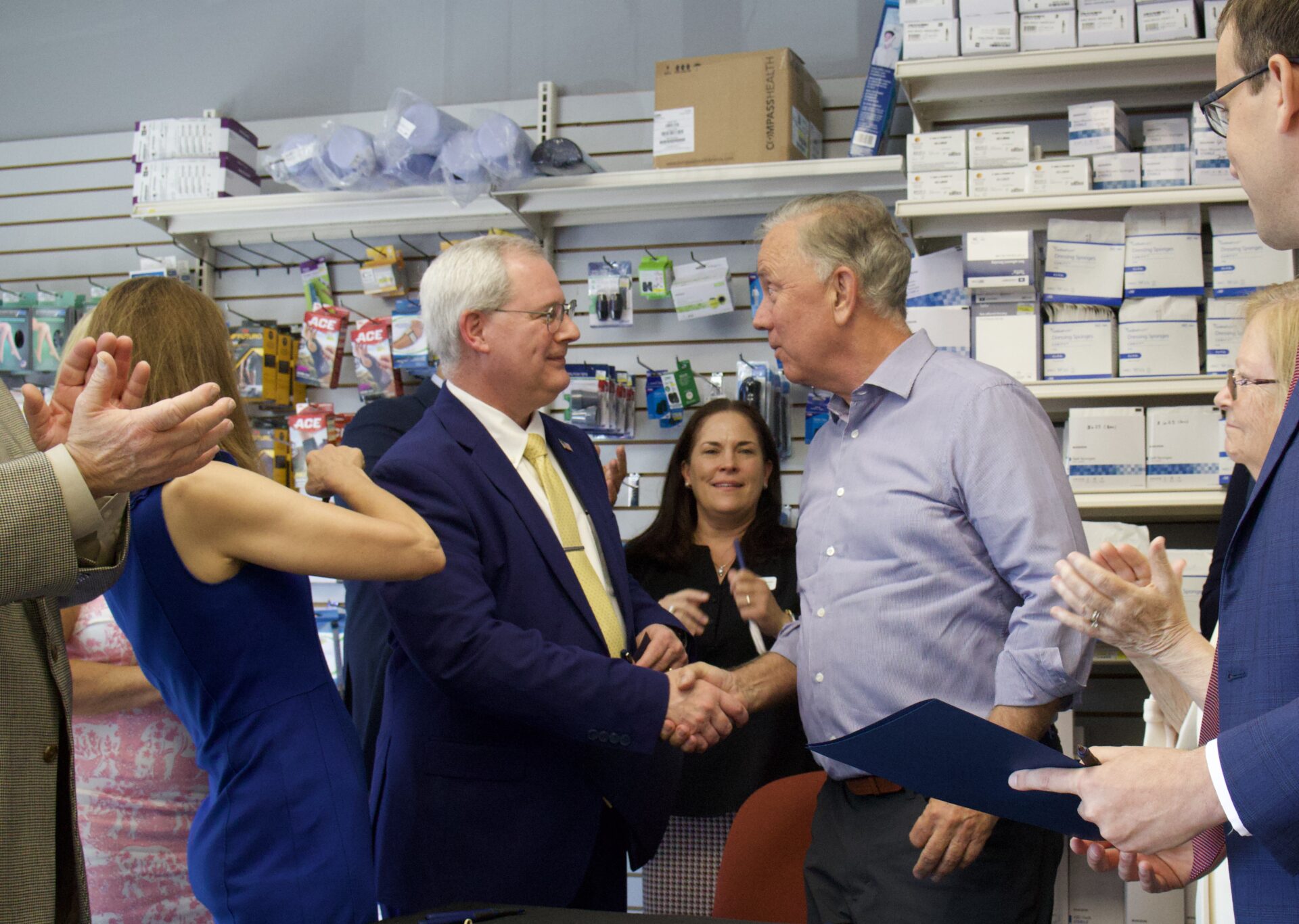 Senator Jeff Gordon Delivers Historic Prescription Drug Pricing Reform - CT Senate Republic