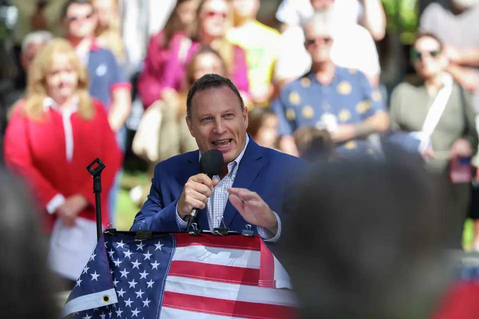 (Watch) Hundreds attend vigil remembering Charlie Kirk in Glastonbury during funeral – NBC Connecticut - CT Senate Republic