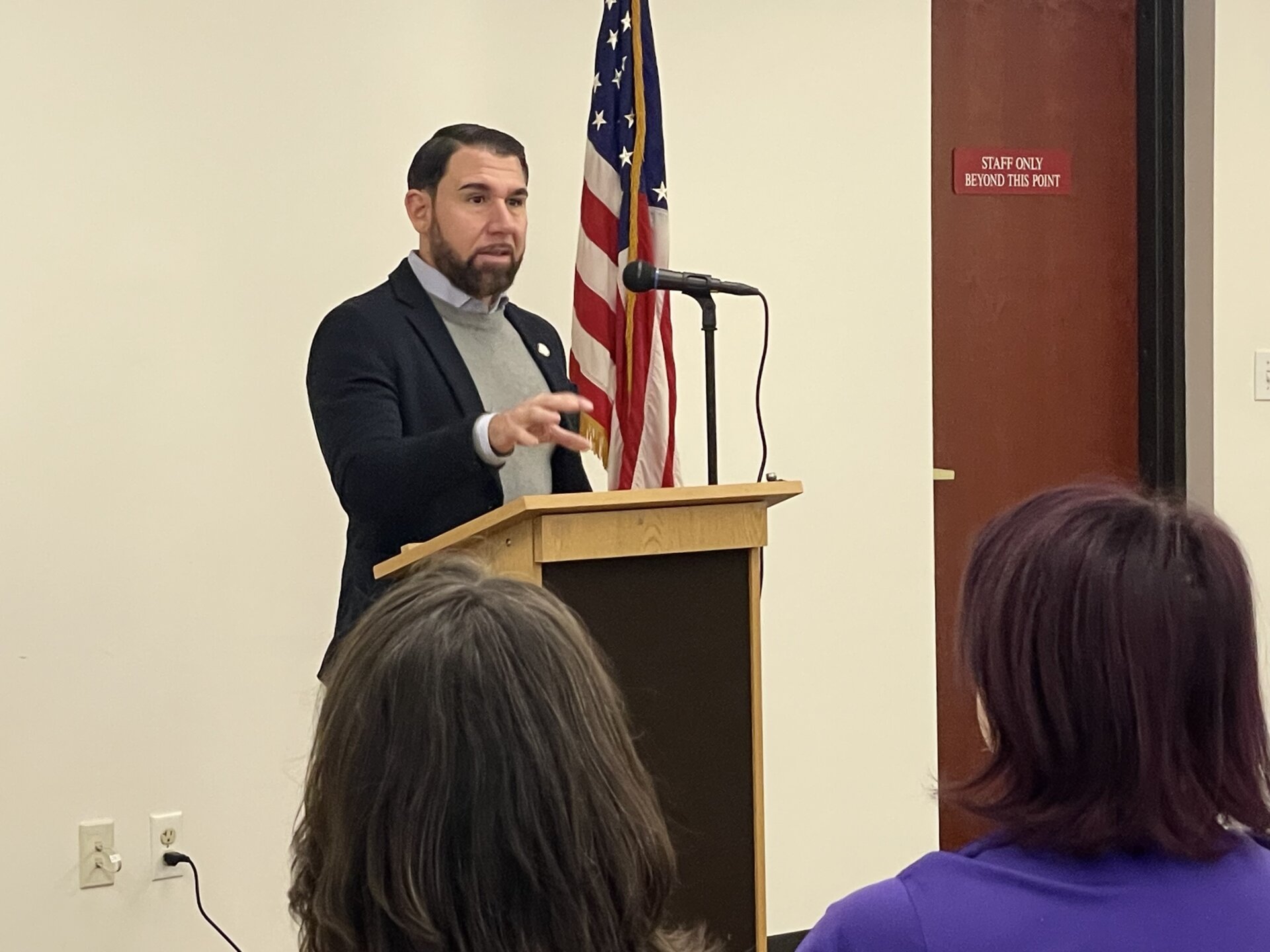 Sen. Cicarella and Rep. Yaccarino Celebrate Major Upgrades at North Haven Memorial Library - CT Senate Republic